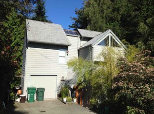 10017 17th Ave NE, Seattle, WA 98125