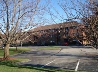 1127 Blackstone Dr, Nashua, NH 03063