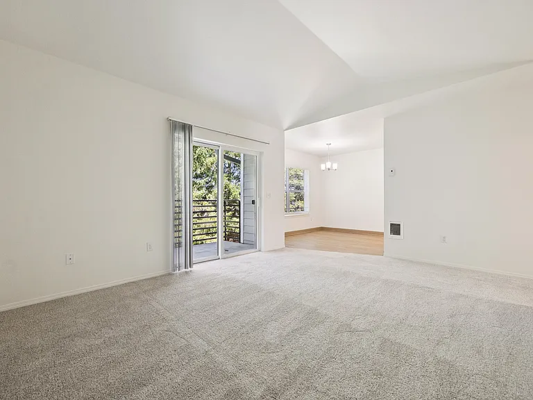 Nolan Ridge Apartments — Photo 8