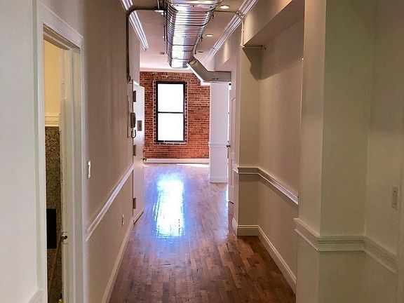 5th image of 44 Willoughby St #2-4THFL