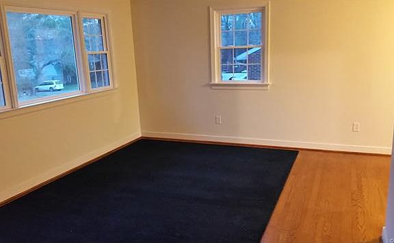 3rd image of 6030 Hudswell Ln