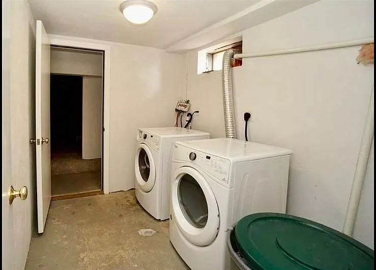 4 R Chapel St #A — Photo 14
