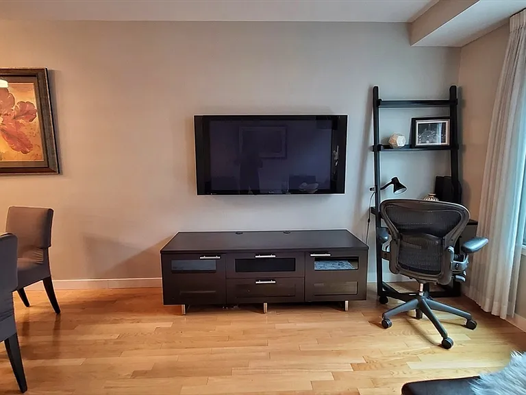 80 Broad St #903 — Photo 11