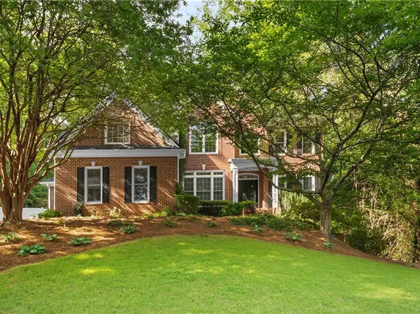 1891 Cedar Cliff Dr SE, Smyrna, GA 30080