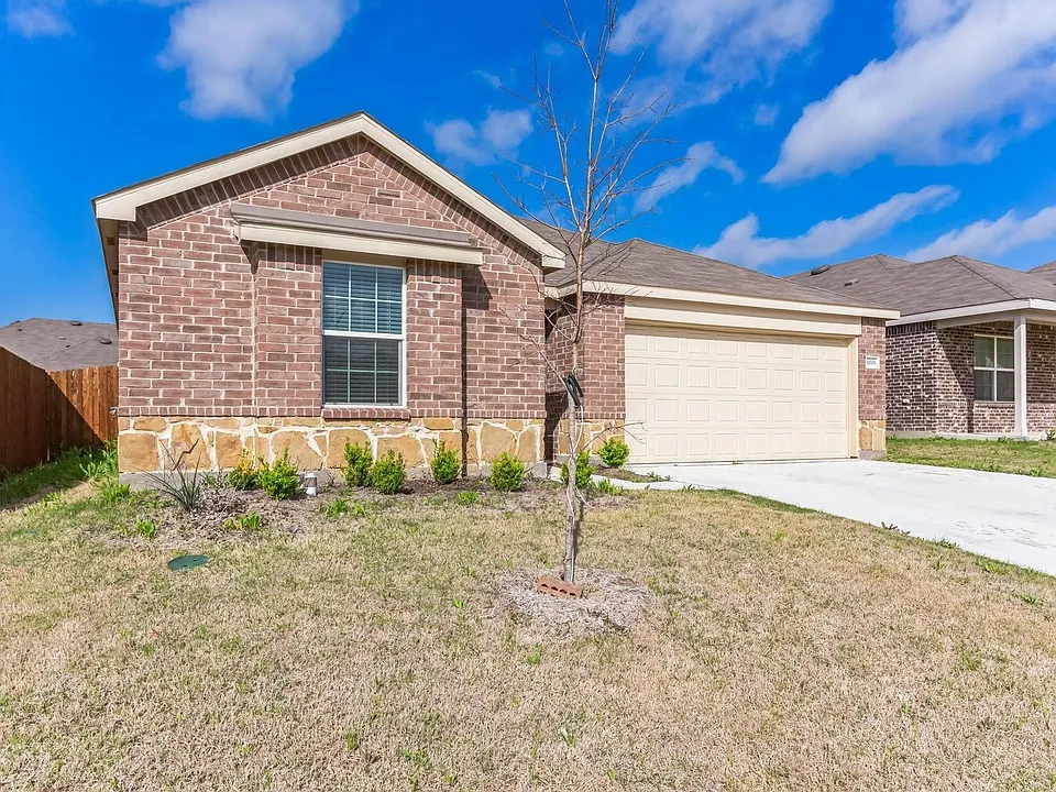 16009 Wanderer Ln
