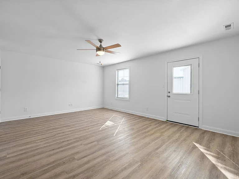 2907 Ashland City Rd — Photo 10