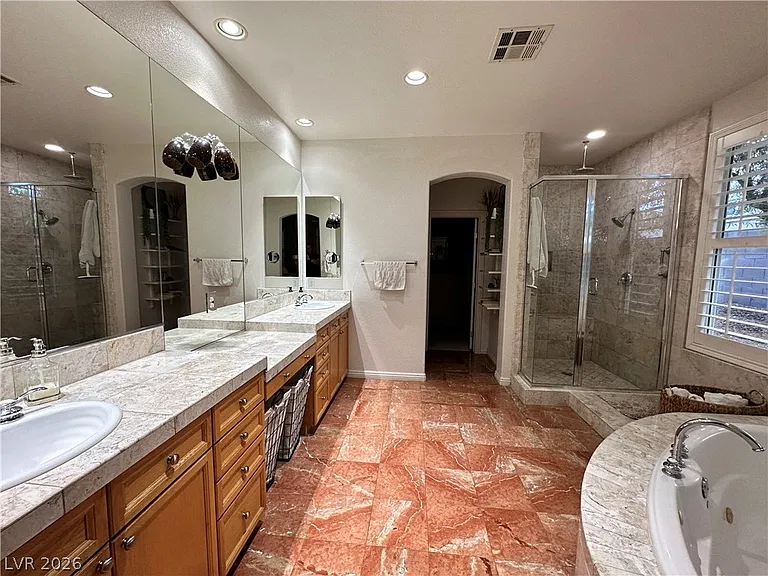 1211 Martini Dr — Photo 23