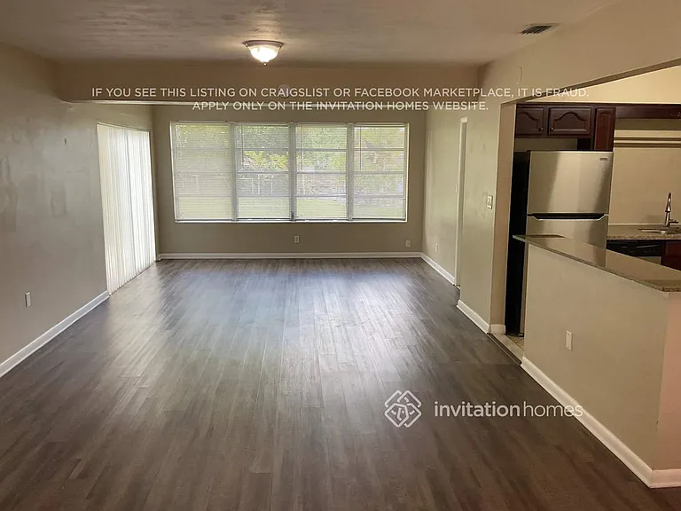1511 NW 84th Ter — Photo 6