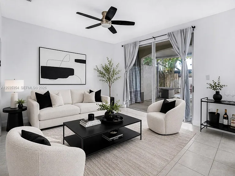 102 Riverwalk Cir #102 — Photo 9