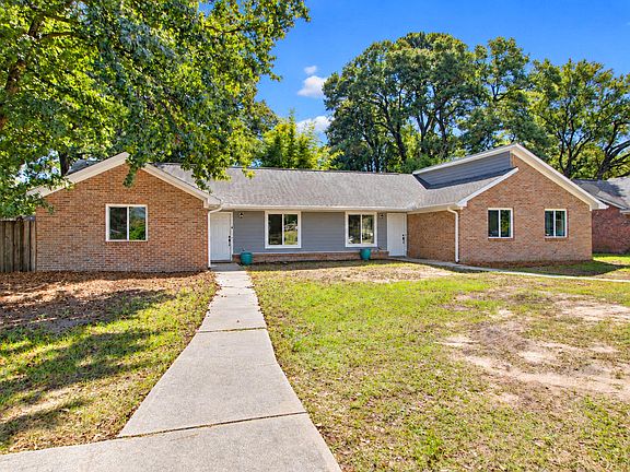 3rd image of 1333 Fort Johnson Rd #A