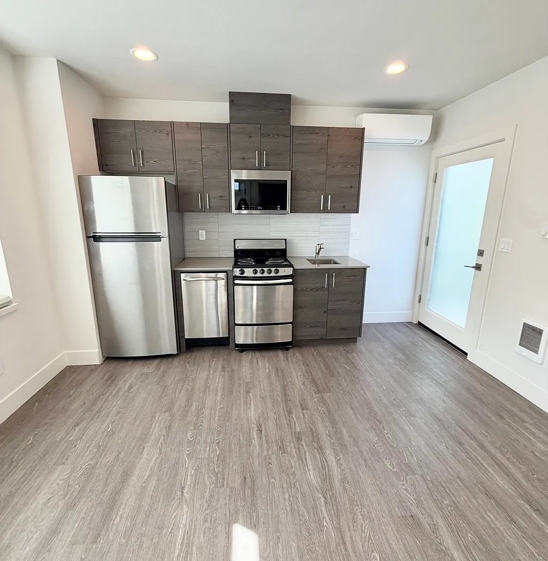8208 N Chautauqua Blvd — Photo 4