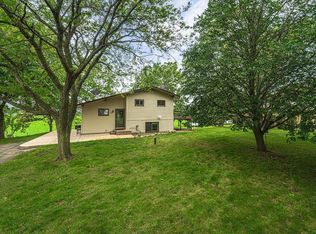 1226 240th St W, Farmington, MN 55024