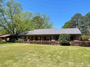 6710 Azalea Dr, Little Rock, AR 72209