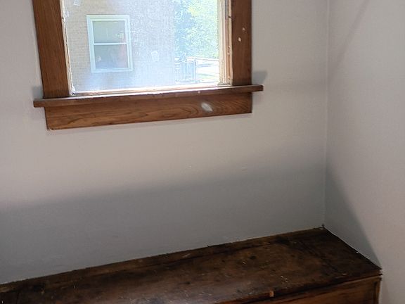 5th image of 2709 W Hayes St