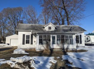 529 N Hemlock St, Evart, MI