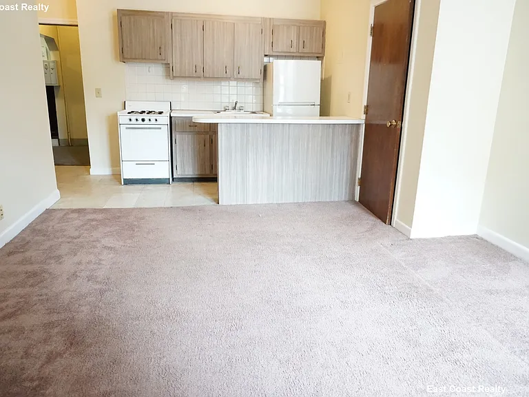 1118 Commonwealth Ave #4 — Photo 6