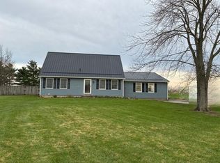 9295 Us Highway 22 E, Stoutsville, OH