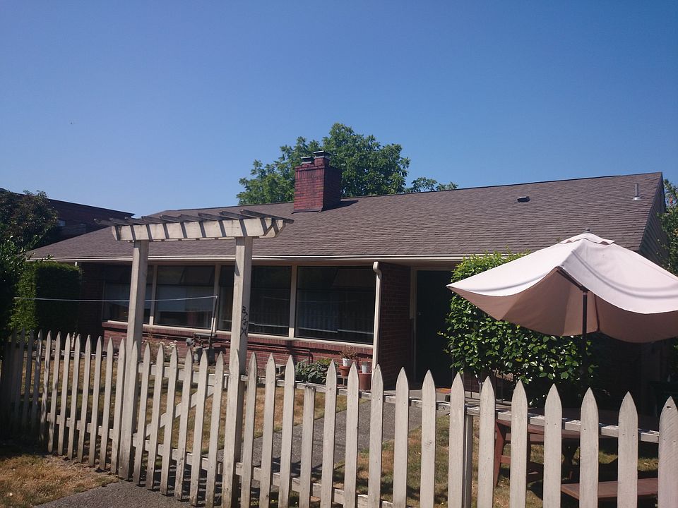 2nd image of 1635 15th Ave