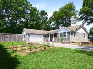 347 Fish Rd, Tiverton, RI 02878