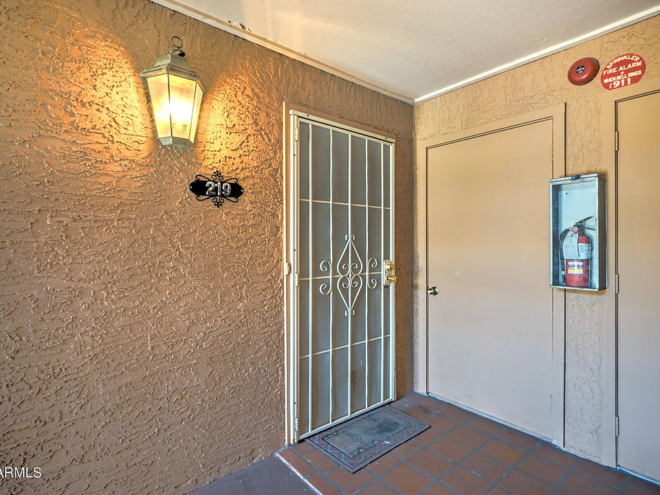 1st image of 3031 N Civic Center Plz Unit 219