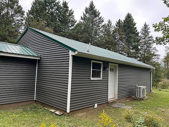 5th image of 4835 Tee Lake Rd