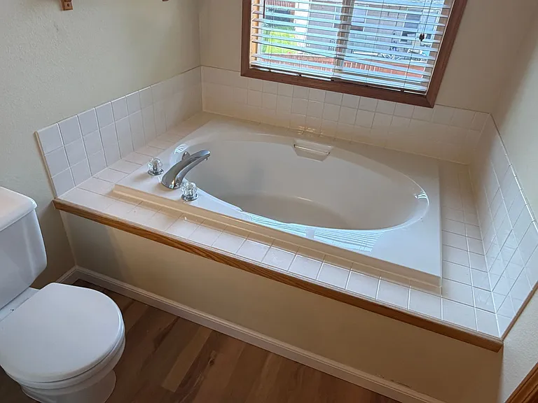 3310 NE 164th Ct — Photo 29