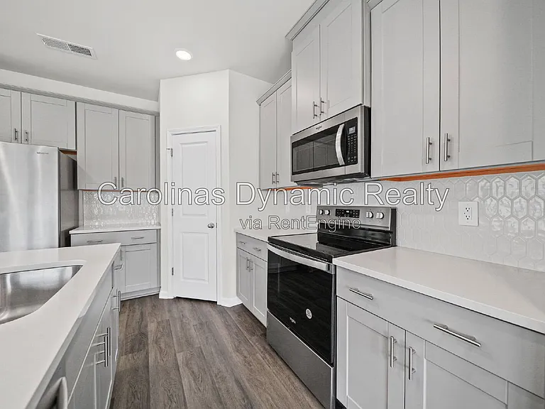4080 County Down Ave — Photo 9
