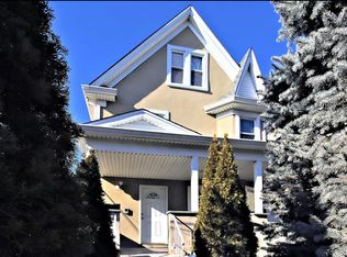 497 White Plains Rd #3, Eastchester, NY 10709