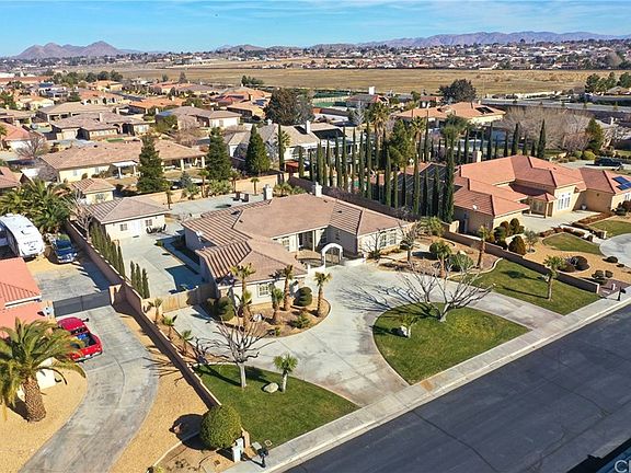 2nd image of 19264 Estancia Way