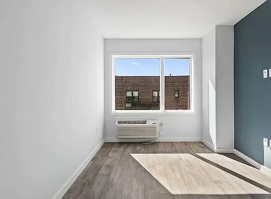 Rented by Reavis | media 17
