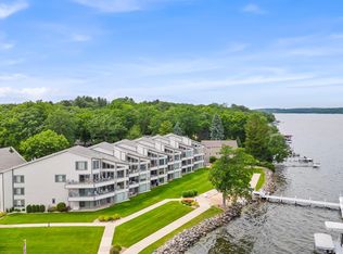 W1400 Spring Grove Rd UNIT 102, Ripon, WI 54971