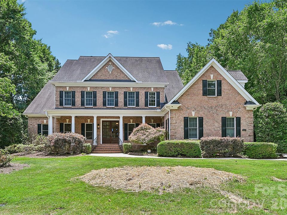 1st image of 100 Mary Mack Ln