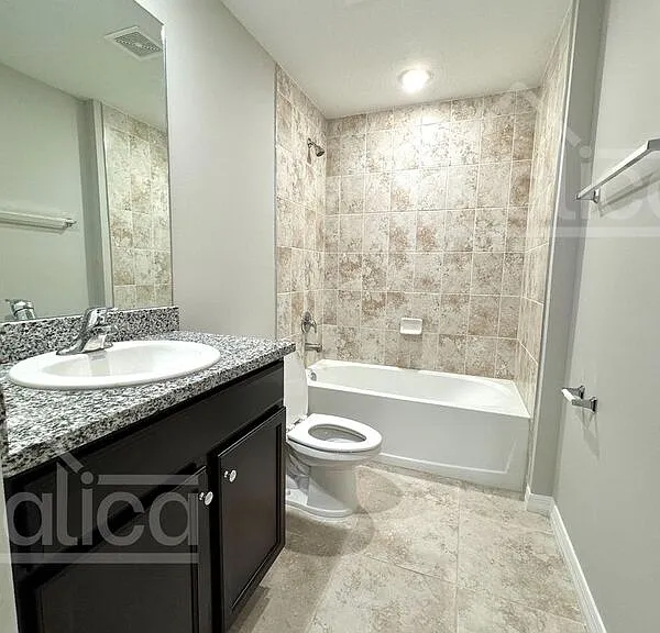 3271 Hale Ave SE — Photo 10
