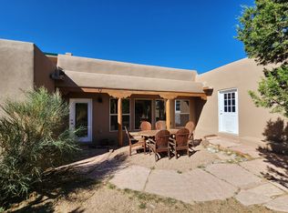 4 Dovela Ct, Santa Fe, NM 87508
