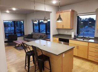 310 S 1st St #4TMCCNSJT, Champaign, IL 61820