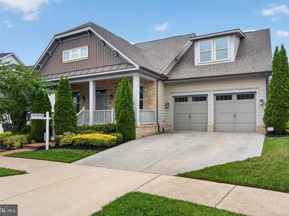 17017 Silver Arrow Dr, Dumfries, VA 22026