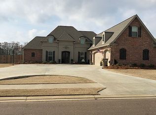 513 E Frenchmans Bend Rd, Monroe, LA 71203