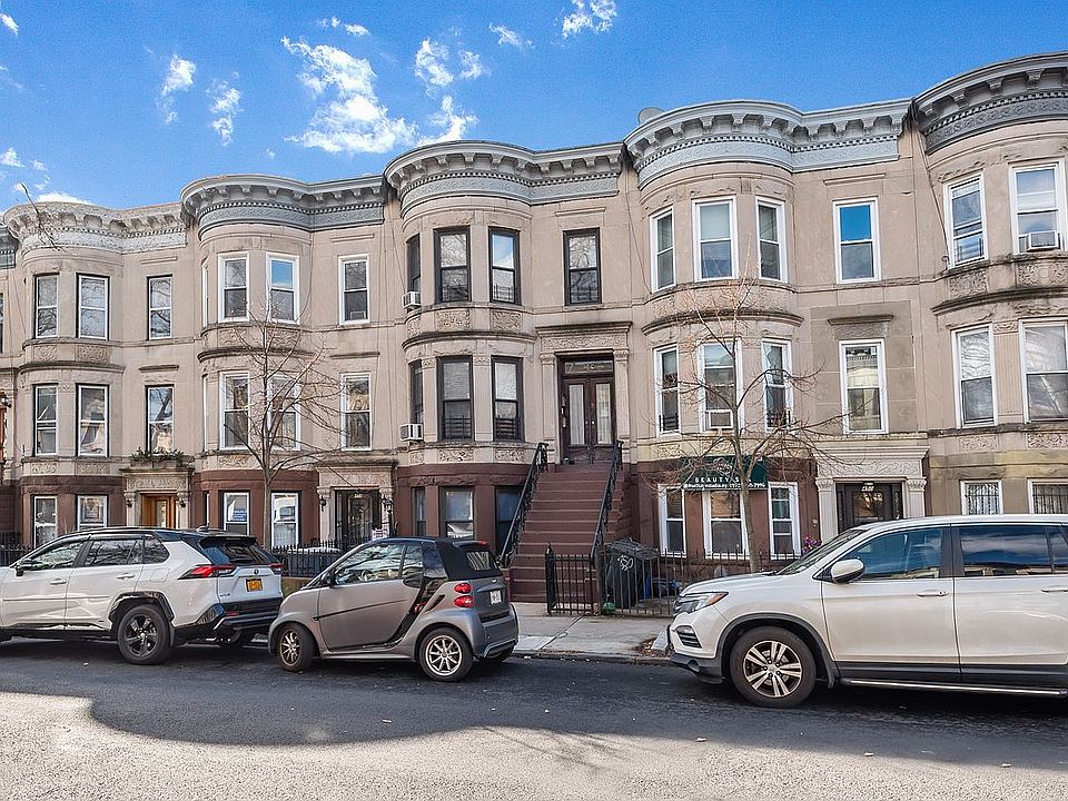 2nd image of 452 77th St