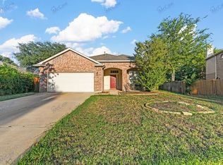 1004 Riverside Ct, Roanoke, TX 76262