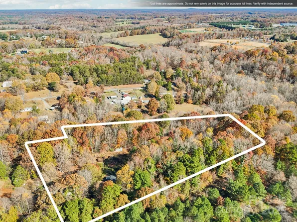 187 Rebel Hill Dr, Mooresville, NC 28115