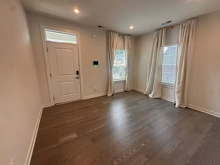 1668 Burtonwood Dr — Photo 22
