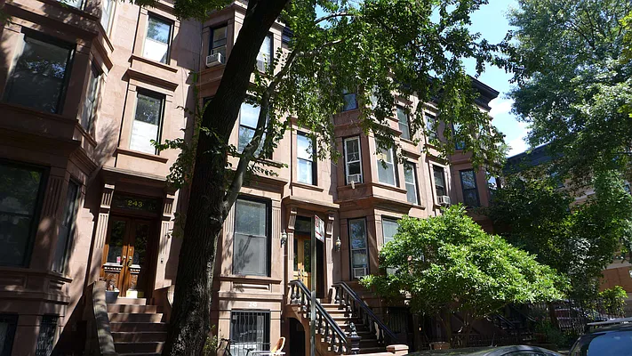 Rented by Garfield Realty  | media 20