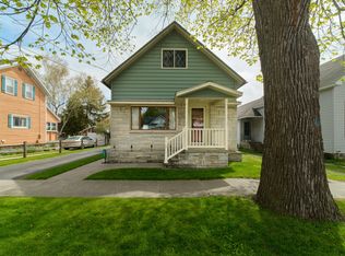 507 Davis St, Manistee, MI 49660