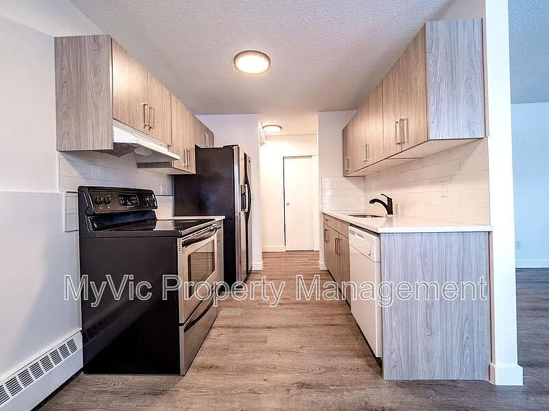 1 bed, 1.0 bath, $1,400 — Photo 3