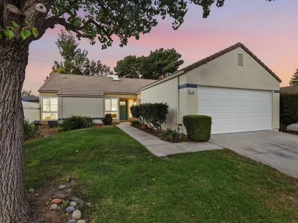 1385 Kelly Park Cir, Morgan Hill, CA 95037