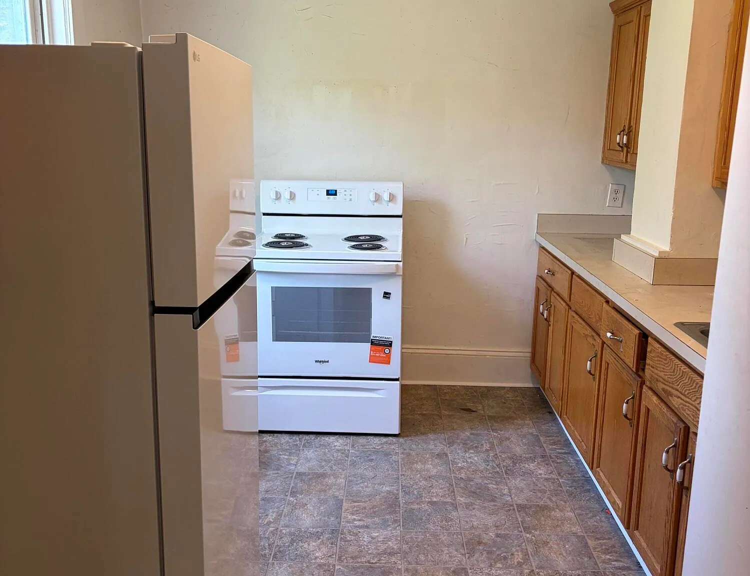 1 bed, 1.0 bath, 595 sqft, $700 — Photo 4