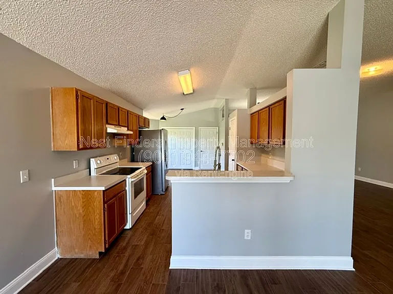3139 Mountain Ash Rd — Photo 14
