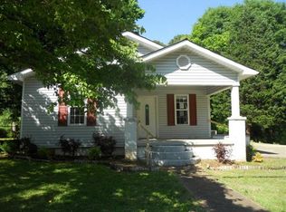 2715 Circle Dr, Bessemer, AL 35023