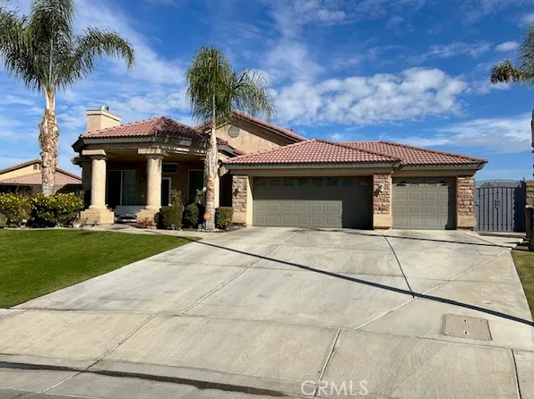 9306 Degranvelle Dr, Bakersfield, CA 93311