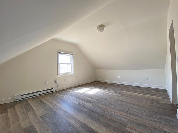 2nd image of 4413 Lafayette Blvd #B